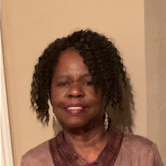 Meet your Posher, Beverly - Picture 1 of 1